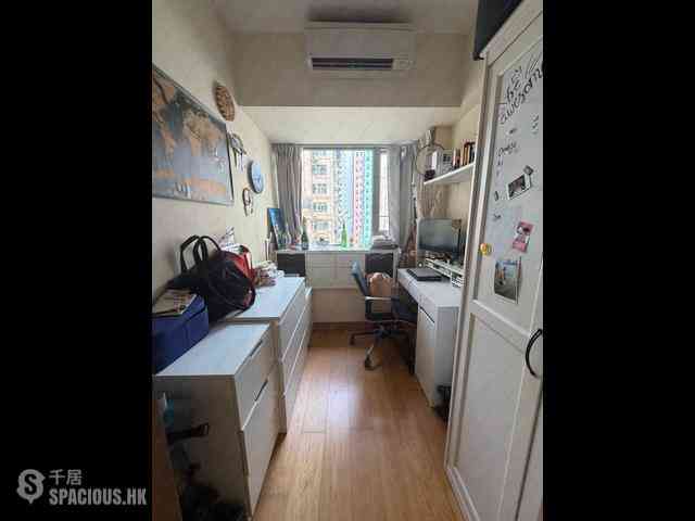 Sai Ying Pun - The Nova 05