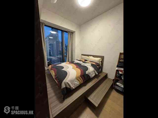 Sai Ying Pun - 15 Western Street 01