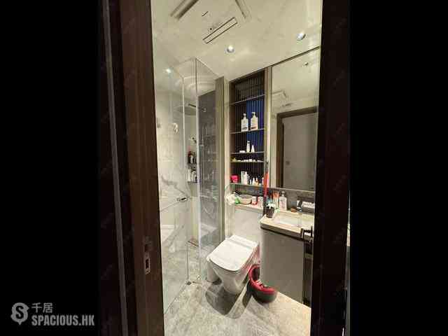 Sai Ying Pun - 15 Western Street 02