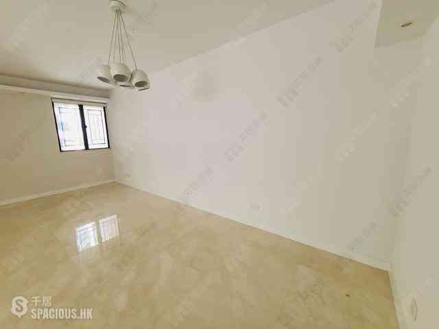 Mid Levels Central - Clovelly Court Block 2 11
