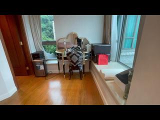 Mid Levels Central - Regence Royale Tower 2 07