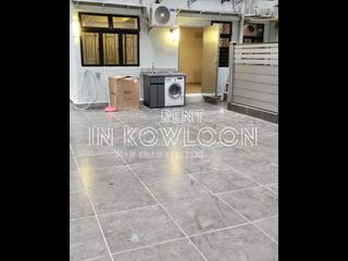 Mong Kok - Wah Fat Mansion 02