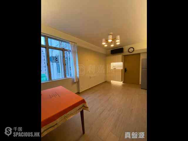 Sai Ying Pun - Golden Phoenix Court 02