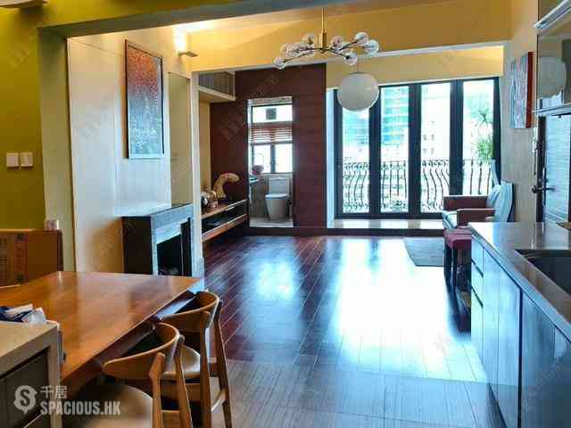 Mid Levels East - Ewan Court 01
