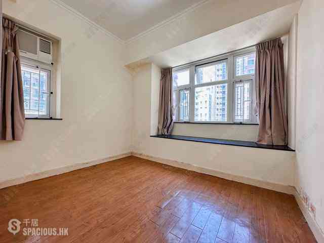 Wan Chai - Silvervale Mansion 07