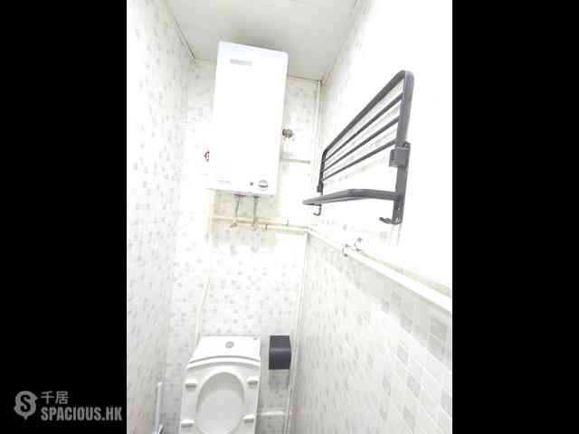 Sai Ying Pun - 20, Third Street 07