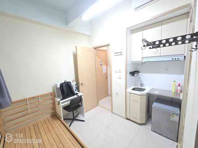 Sai Ying Pun - 20, Third Street 08