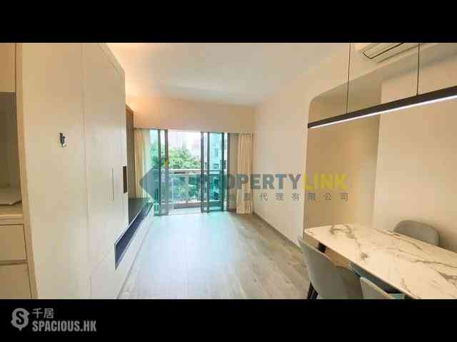 Sai Ying Pun - Centre Place 01