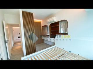 Sai Ying Pun - Centre Place 03