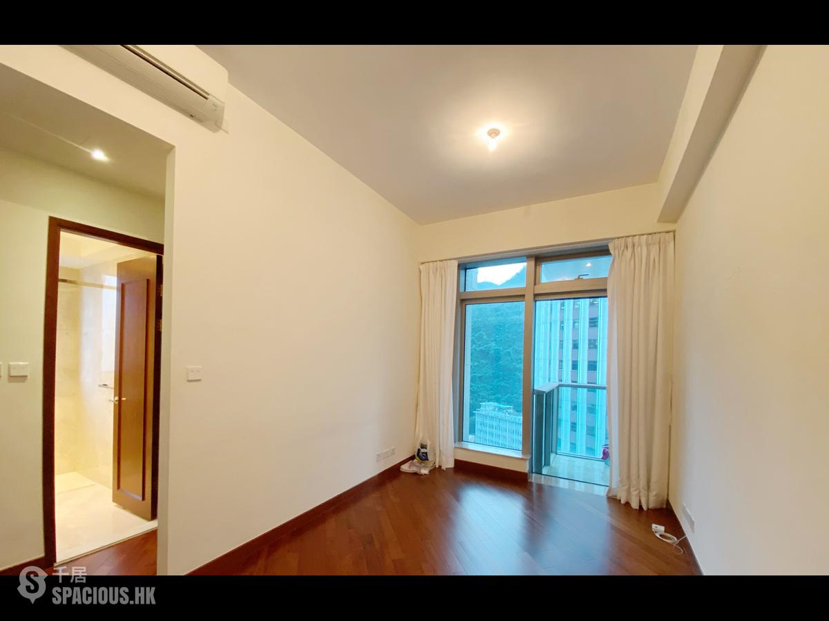 Wan Chai - The Avenue Phase 2 Block 2 01