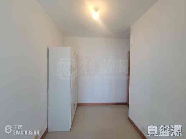 Tseung Kwan O - The Grandiose Block 3 05