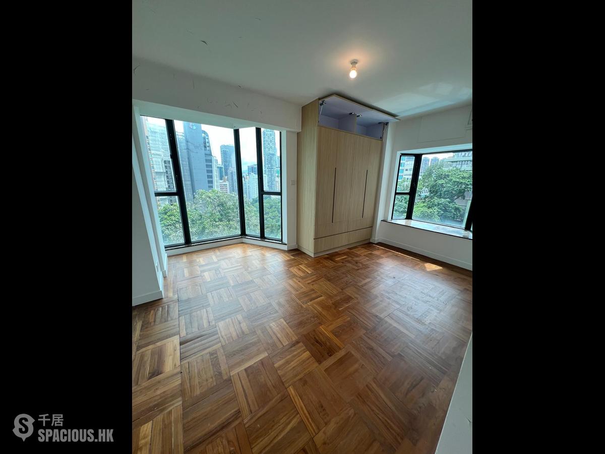 Mid Levels East - Kennedy Court 01
