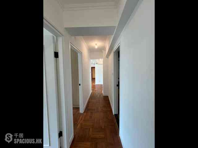 Mid Levels East - Kennedy Court 04