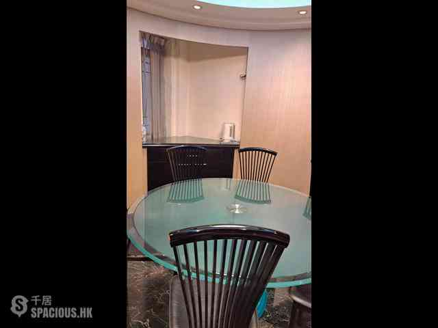 Tsim Sha Tsui - Ocean View Court 06