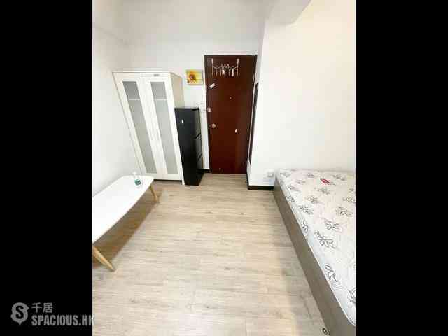 Tsim Sha Tsui - Long Kee Mansion 03