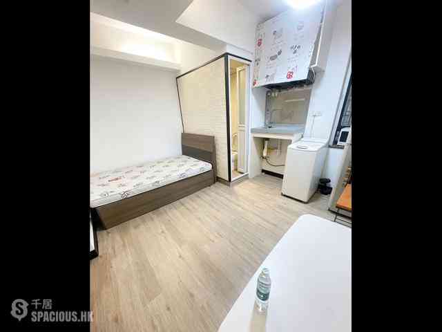Tsim Sha Tsui - Long Kee Mansion 01