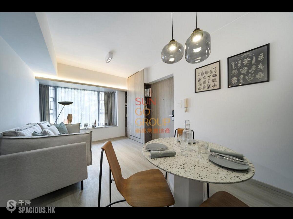 Mid Levels Central - Peach Blossom 01