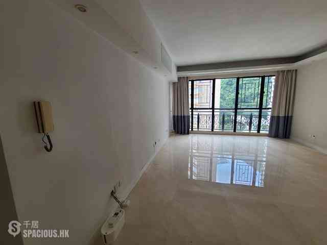Mid Levels Central - Clovelly Court Block 2 01