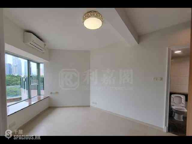 Tsim Sha Tsui - The Victoria Towers Tower 2 11
