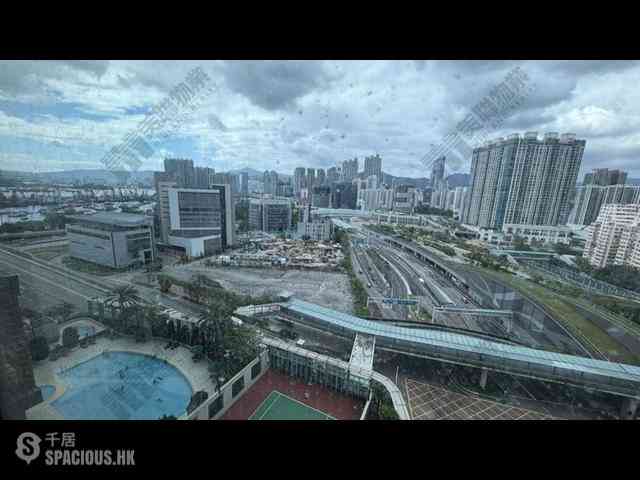 West Kowloon - Sorrento Phase 1 Block 6 11
