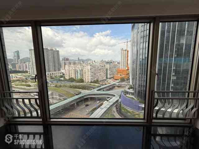 West Kowloon - Sorrento Phase 1 Block 6 13