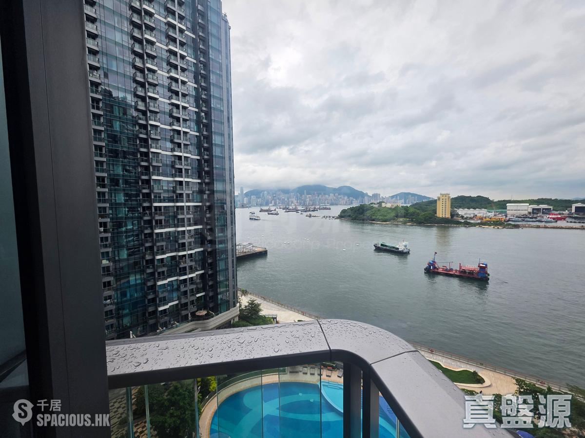 Cheung Sha Wan - Grand Victoria 01