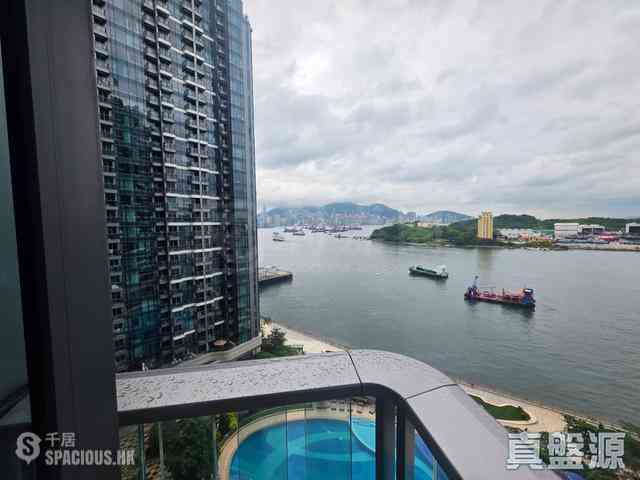 Cheung Sha Wan - Grand Victoria 01