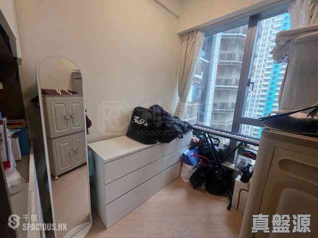 Cheung Sha Wan - Grand Victoria 02