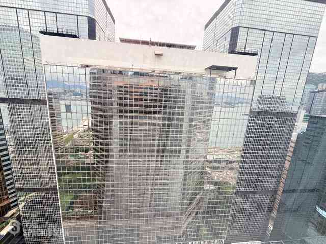 Wan Chai - Convention Plaza Apartments 02