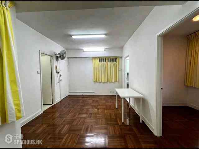 Wan Chai - Hay Wah Building Block A 09