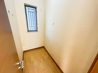 Sai Ying Pun - Island Crest Block 1 11
