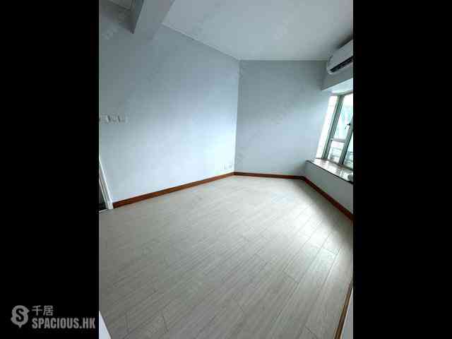 Tsim Sha Tsui - The Victoria Towers Tower 2 02