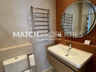 Sai Ying Pun - Golden Phoenix Court 12