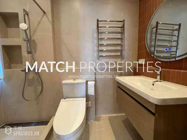 Sai Ying Pun - Golden Phoenix Court 13