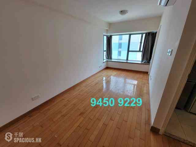 Sheung Wan - Queen's Terrace 02
