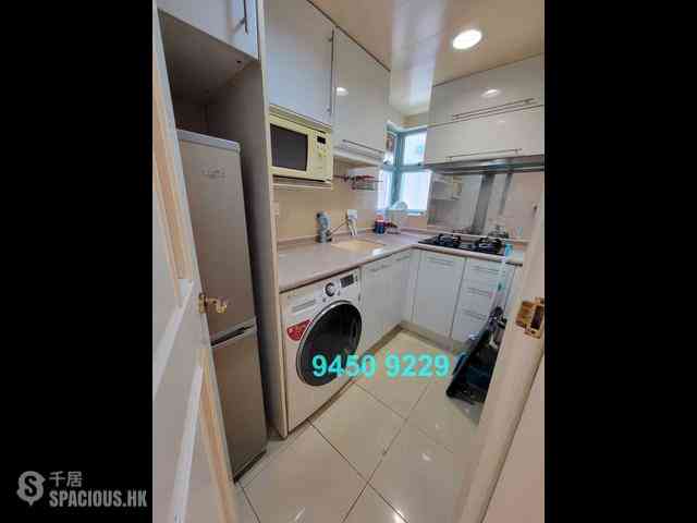 Sheung Wan - Queen's Terrace 09