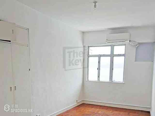 Pok Fu Lam - Scenic Villas 03