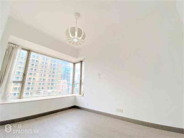 Sai Ying Pun - Island Crest 08