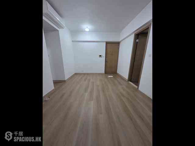 Sai Ying Pun - Island Crest 02
