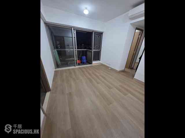 Sai Ying Pun - Island Crest 05