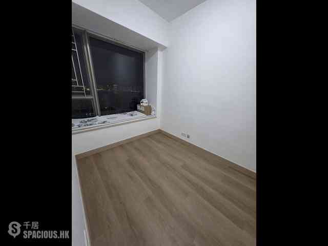 Sai Ying Pun - Island Crest 07