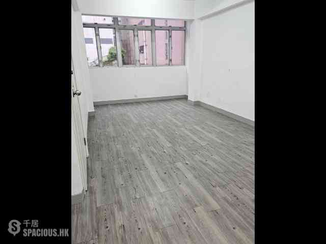 Sai Ying Pun - 17, High Street 01