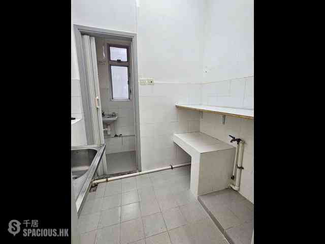 Sai Ying Pun - 17, High Street 03