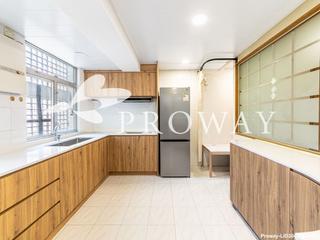 Mid Levels West - Realty Gardens London Court (Block 1) London Court 11