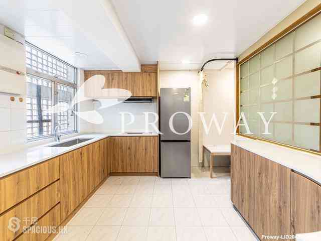 Mid Levels West - Realty Gardens London Court (Block 1) London Court 11