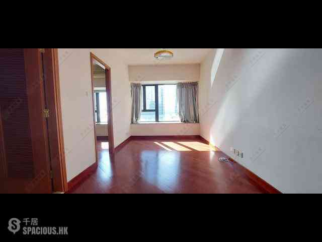 West Kowloon - The Arch 04