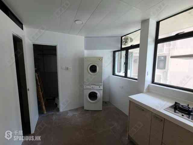 Mid Levels Central - Clovelly Court 03