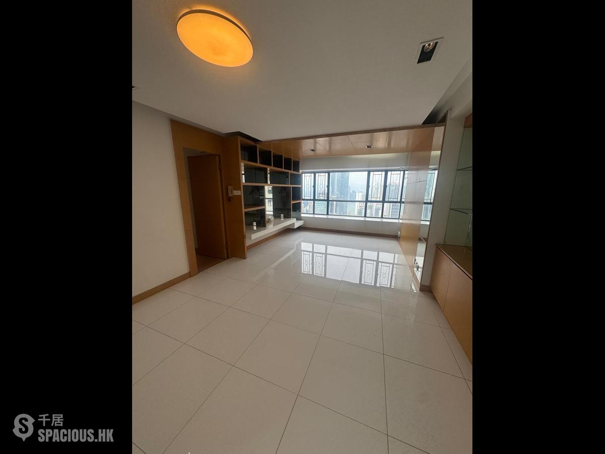 Mid Levels Central - The Grand Panorama Block 2 01
