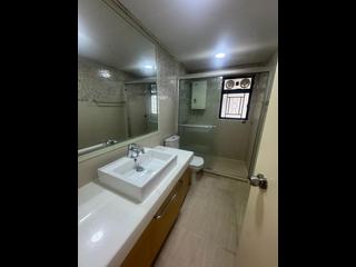 Mid Levels Central - The Grand Panorama Block 2 03