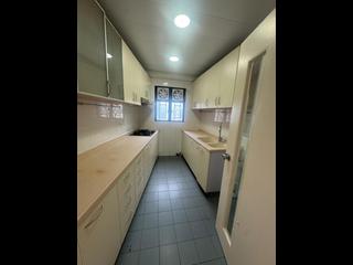 Mid Levels Central - The Grand Panorama Block 2 06